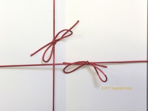 Metallic Pre-tied Bow Loop.